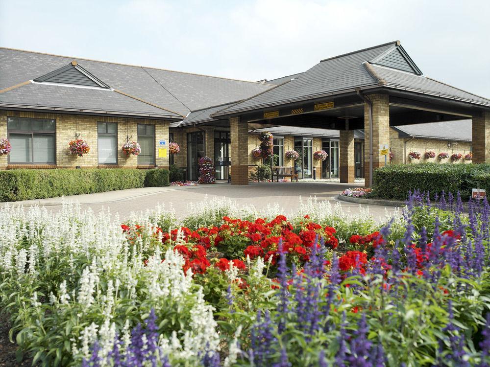 Delta Hotels By Marriott Cheshunt Broxbourne Eksteriør bilde