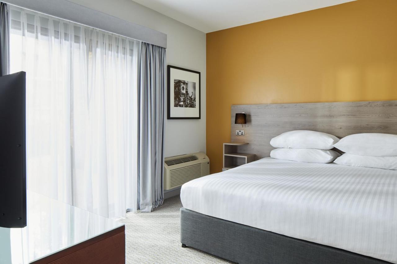 Delta Hotels By Marriott Cheshunt Broxbourne Eksteriør bilde
