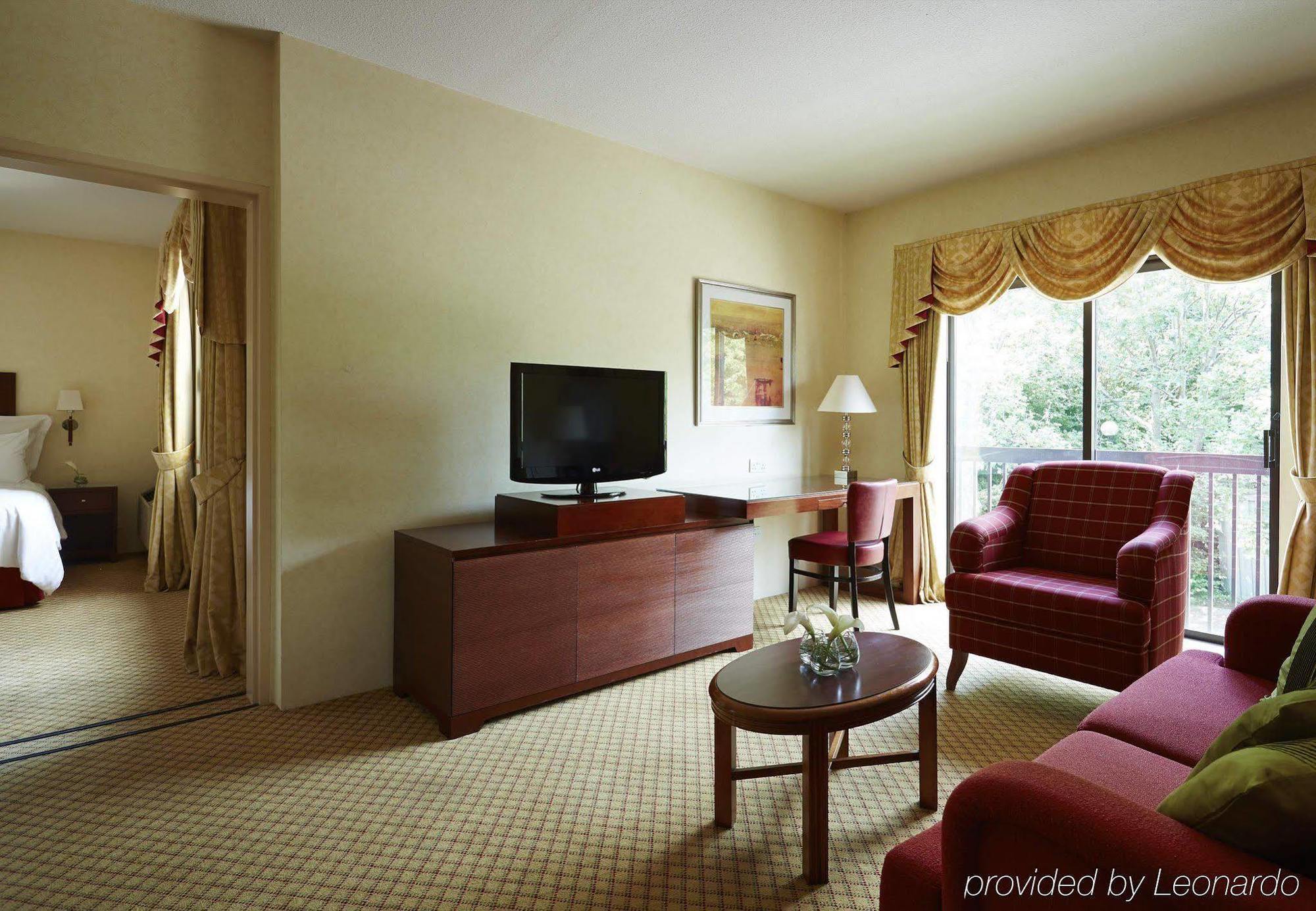 Delta Hotels By Marriott Cheshunt Broxbourne Eksteriør bilde