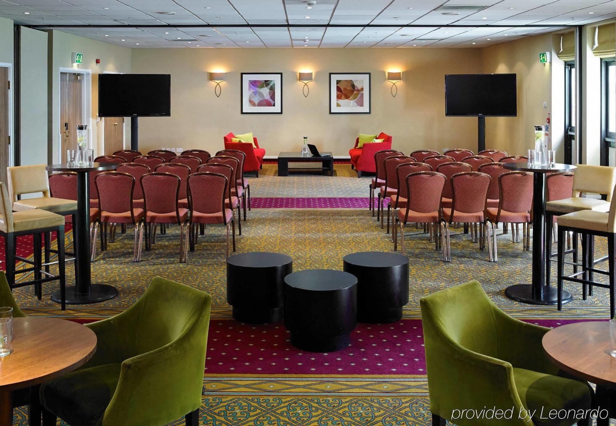 Delta Hotels By Marriott Cheshunt Broxbourne Eksteriør bilde