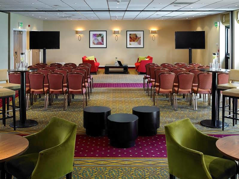 Delta Hotels By Marriott Cheshunt Broxbourne Eksteriør bilde