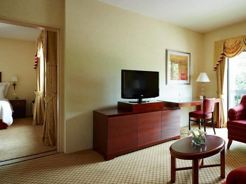 Delta Hotels By Marriott Cheshunt Broxbourne Eksteriør bilde