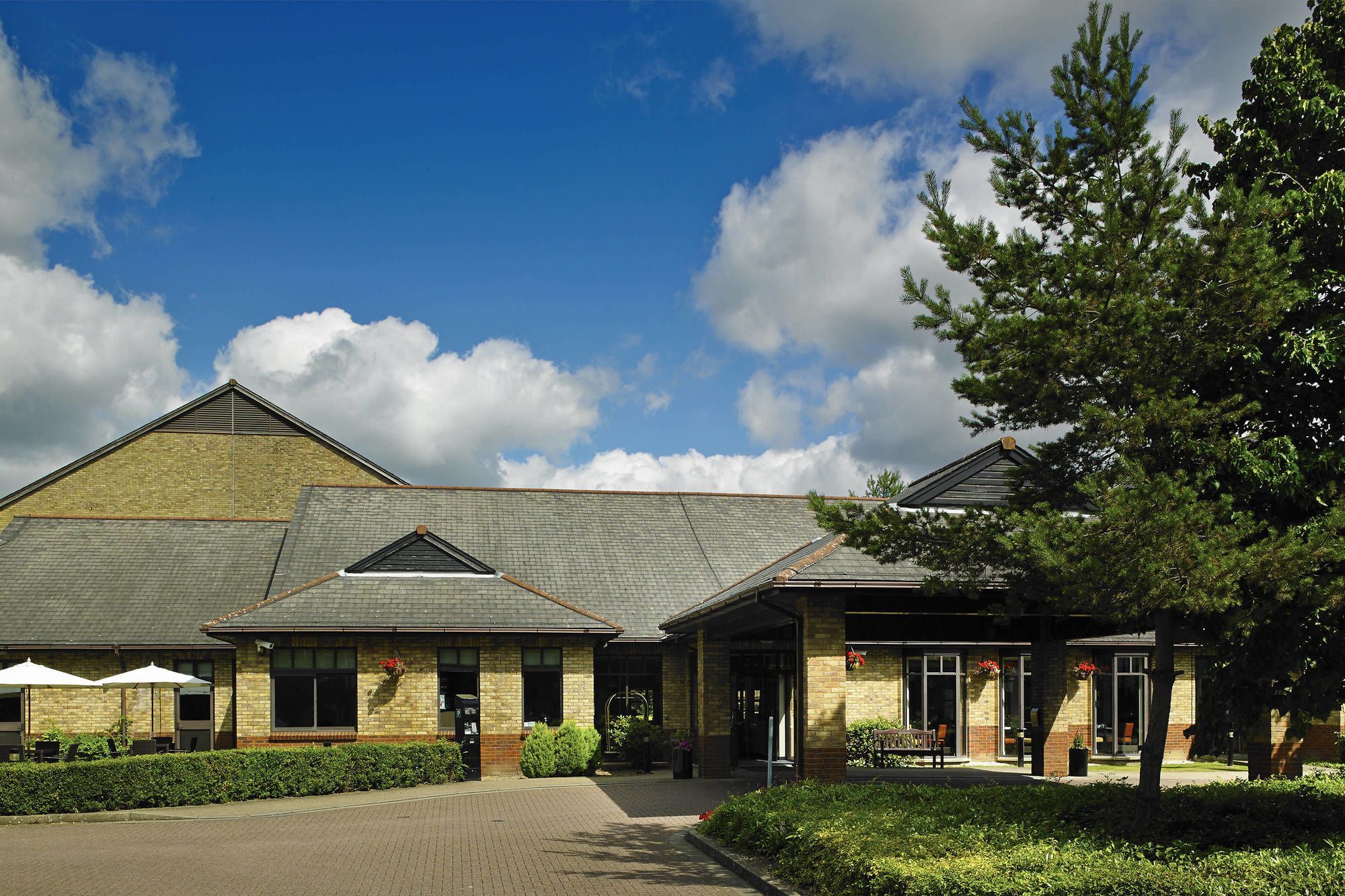 Delta Hotels By Marriott Cheshunt Broxbourne Eksteriør bilde