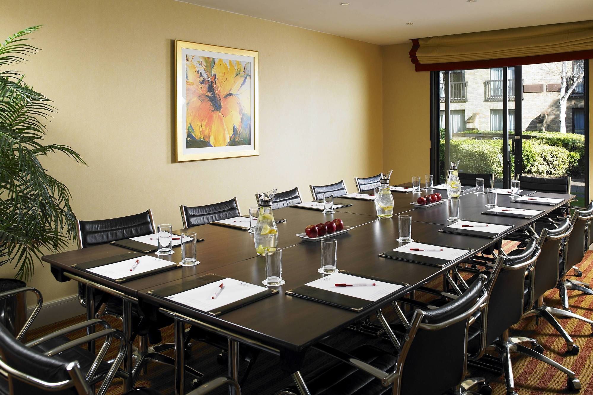 Delta Hotels By Marriott Cheshunt Broxbourne Eksteriør bilde